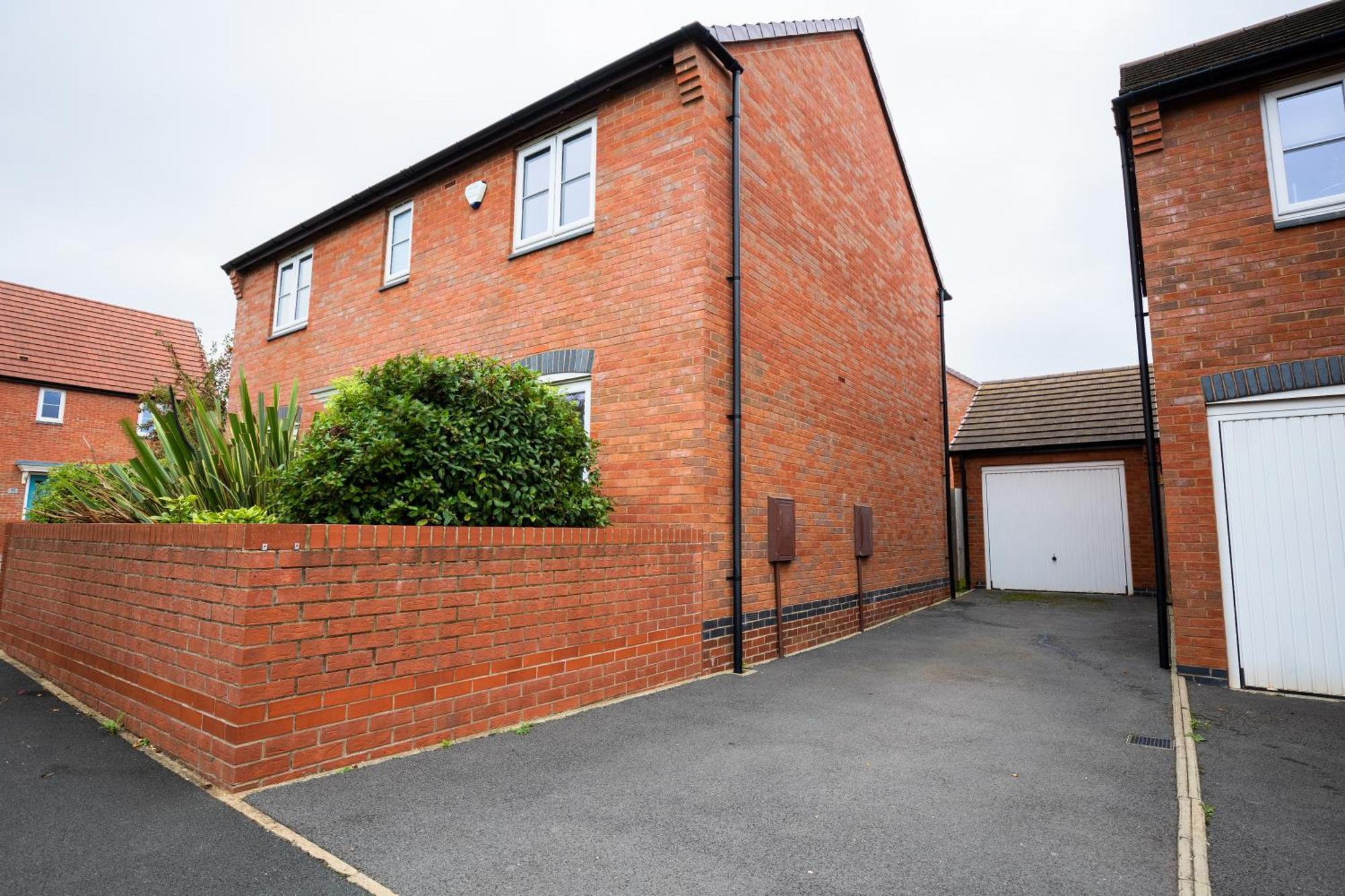 Spacious 4-Bedroom Home Near City Centre With Parking Nottingham Exterior foto